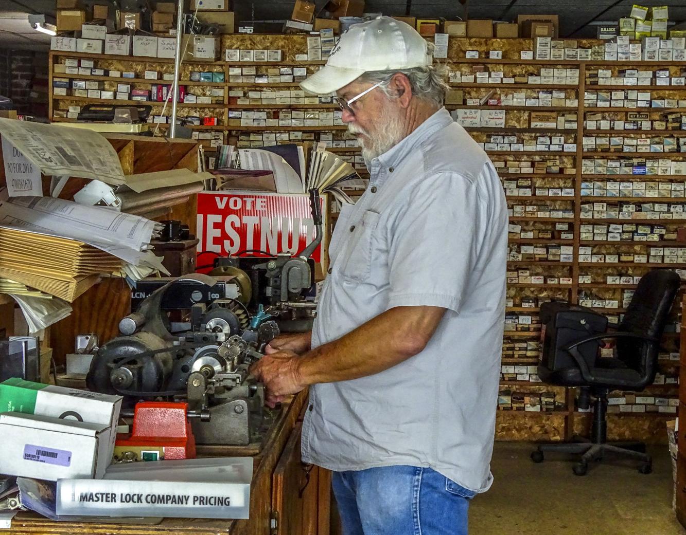 Venerable Charleston locksmith shop ready to hand over the keys