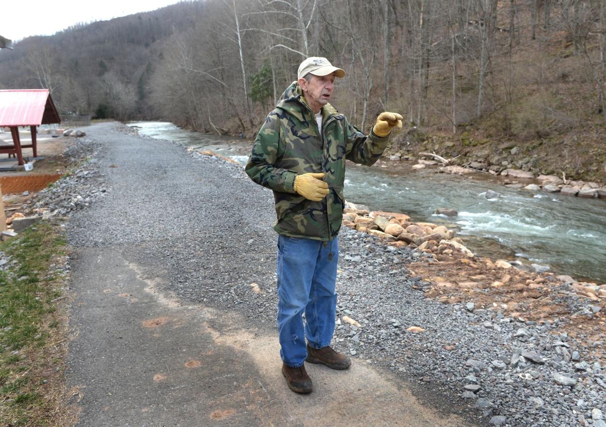 ster Springs takes DIY approach to restoring flooddamaged park