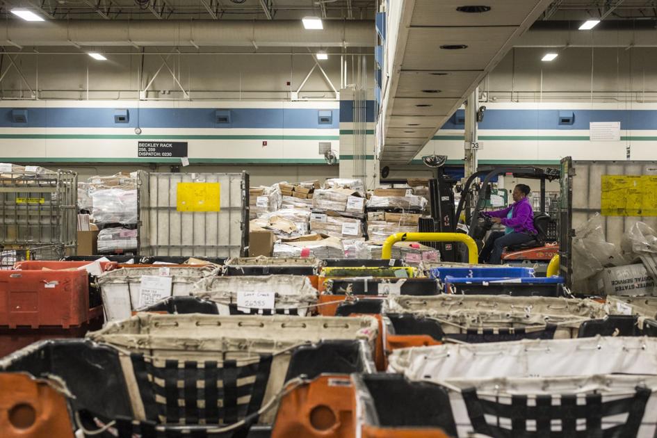 Postal Service distribution center gears up for holiday shipping rush
