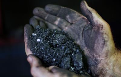 coal hands