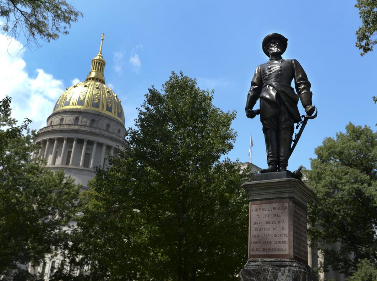 Charleston’s Civil War soldier statues erected with private funds