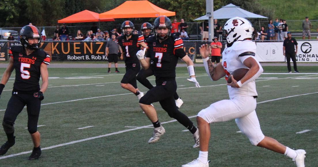 Prep football: South Charleston blasts Chapmanville, 49-7