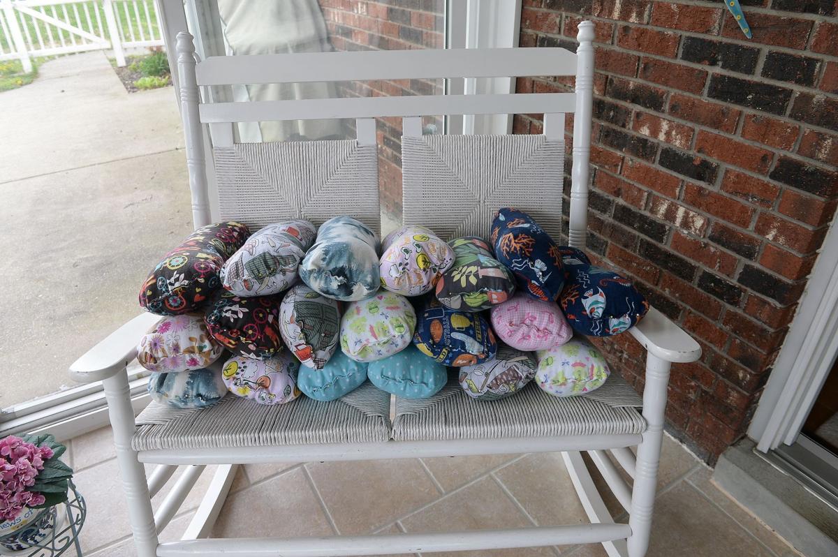‘Pillow ladies’ sew up comfort for cancer patients Health