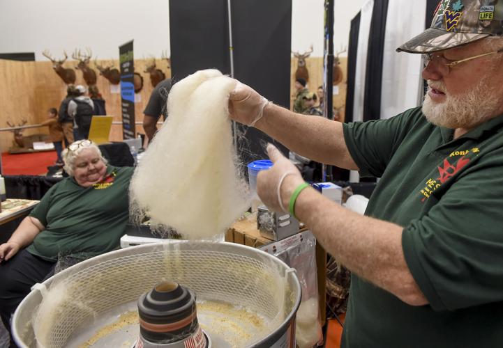 Charleston, WV Hunting and Fishing Show Galleries