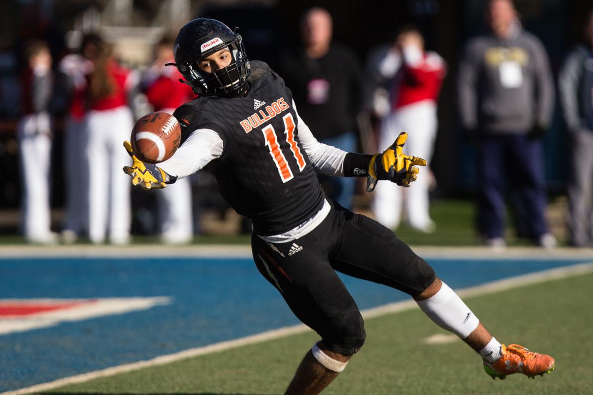 Prep Football Super Six Notebook Martinsburg S Malakai Brown