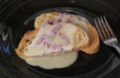 Farmer S Table Chipped Beef On Toast Metro Kanawha