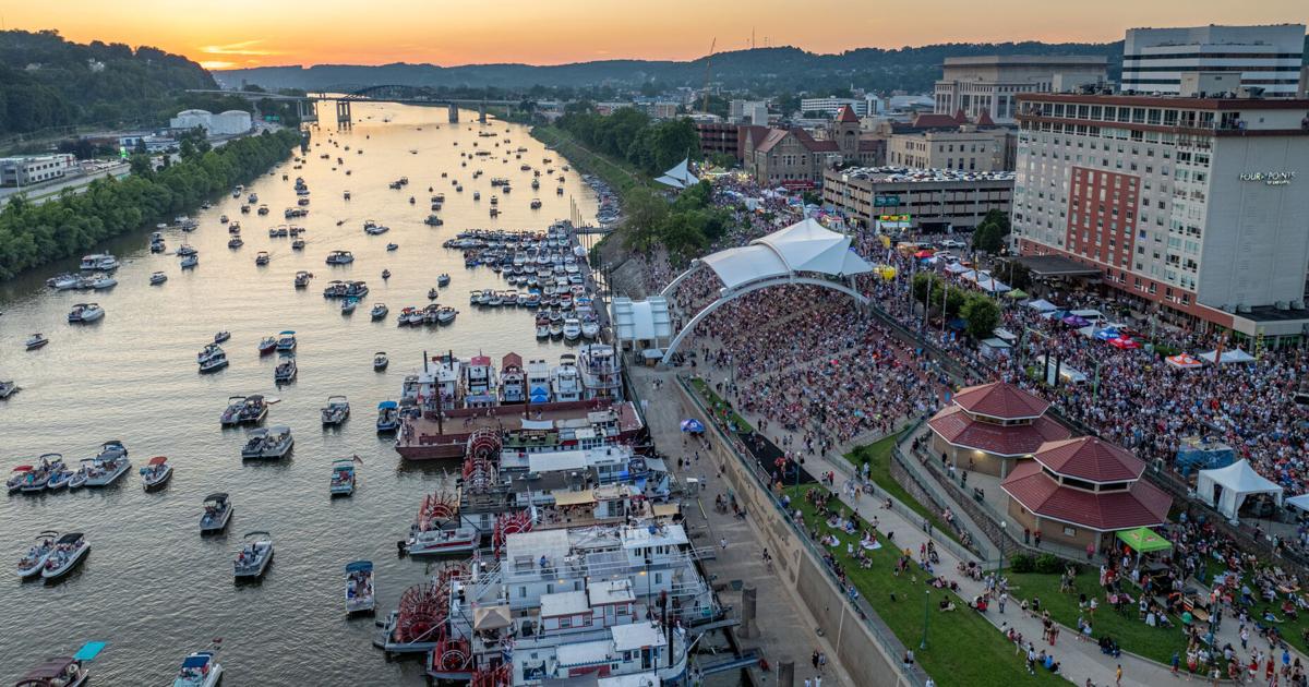 Photos: 2025 Charleston Sternwheel Regatta in downtown Charleston