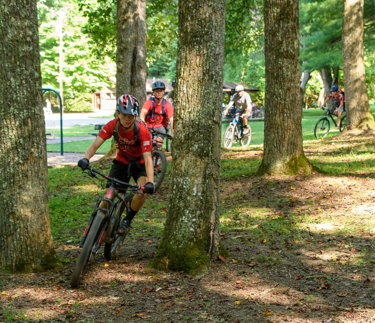 Mountain bike clubs give students a chance to learn and race