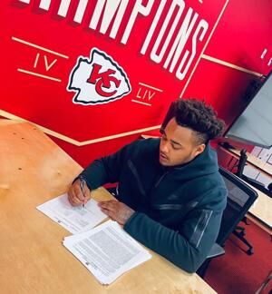 Former WVU, Fairmont Senior lineman Darius Stills signs with Kansas City Chiefs (copy)