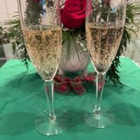 Mind Your Manners: Resolve to make a proper toast | Life & Arts ...