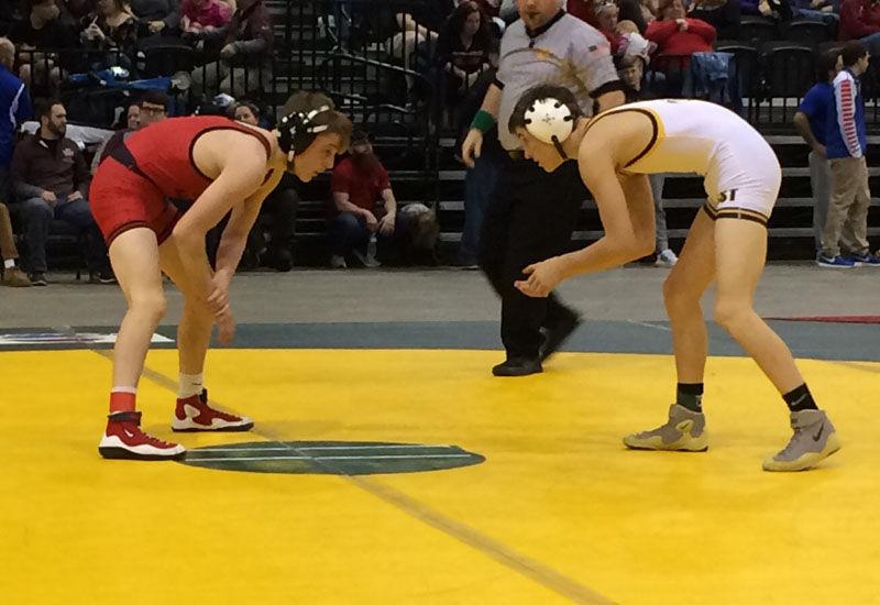 St. Albans' Brandon Holt wins WSAZ Invitational title showdown at 113