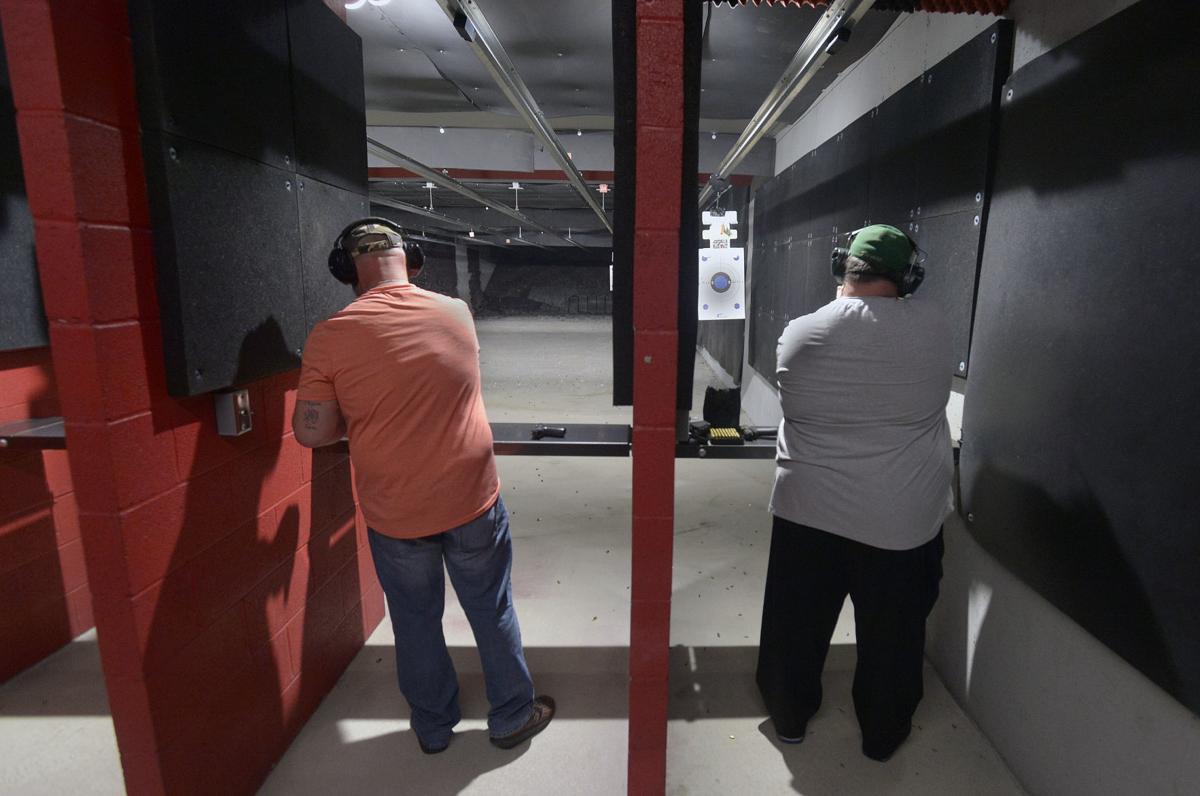 Bombshells Burgers Bbq Pairs Guns With Grub Food Dining Wvgazettemail Com