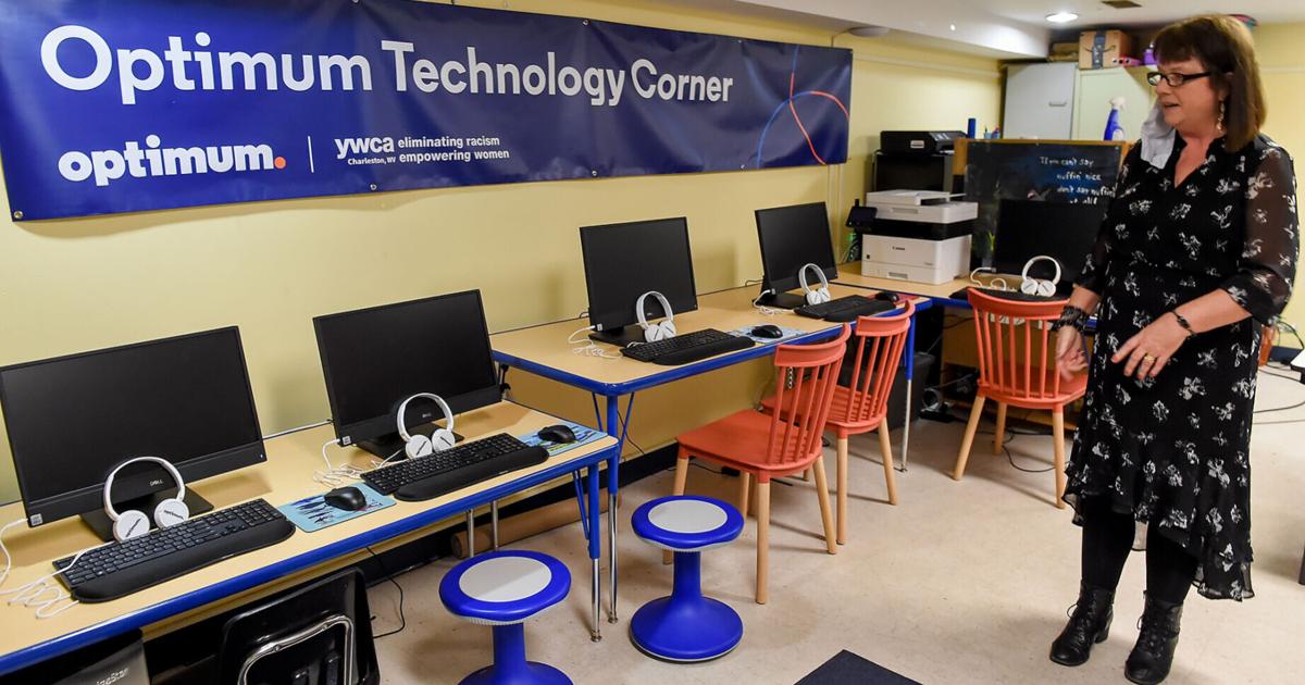City homeless shelter opens computer lab for kids | Kanawha Valley