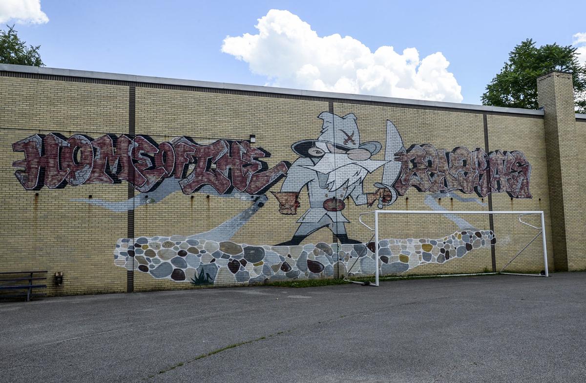 Artist Of Stonewall Jackson Mural Says Painting Needs To Go