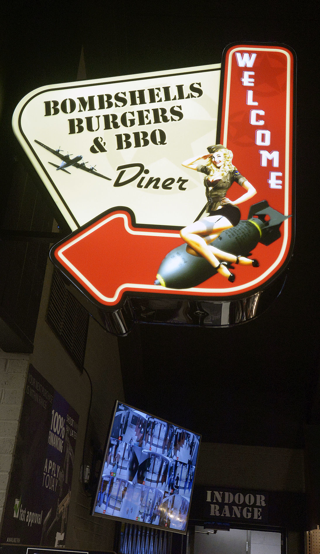 Bombshells Burgers Bbq Pairs Guns With Grub Food Dining Wvgazettemail Com