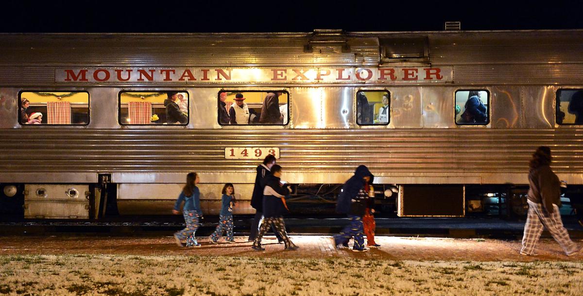 It’s all smiles as Polar Express runs from Elkins to the ‘North Pole