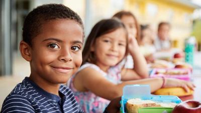Guía de alergias alimentarias para el regreso a la escuela: Lo que los padres deben saber