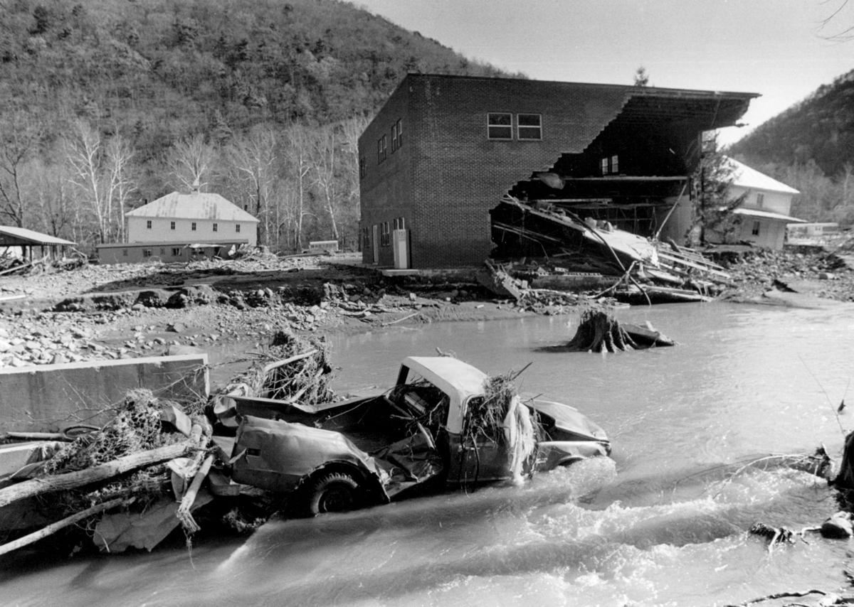 Video Gazette Mail Reporters Photographers Reflect On Covering 1985 Flood News Wvgazettemail Com