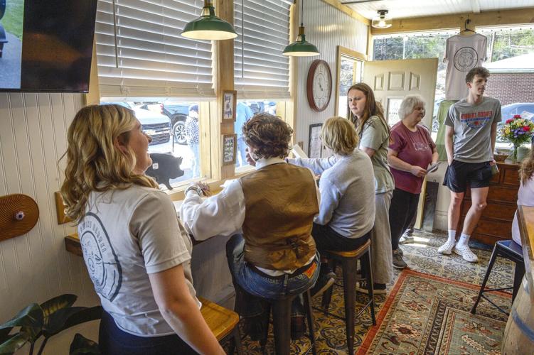 PHOTOS Swine Barrel opens up in Elkview