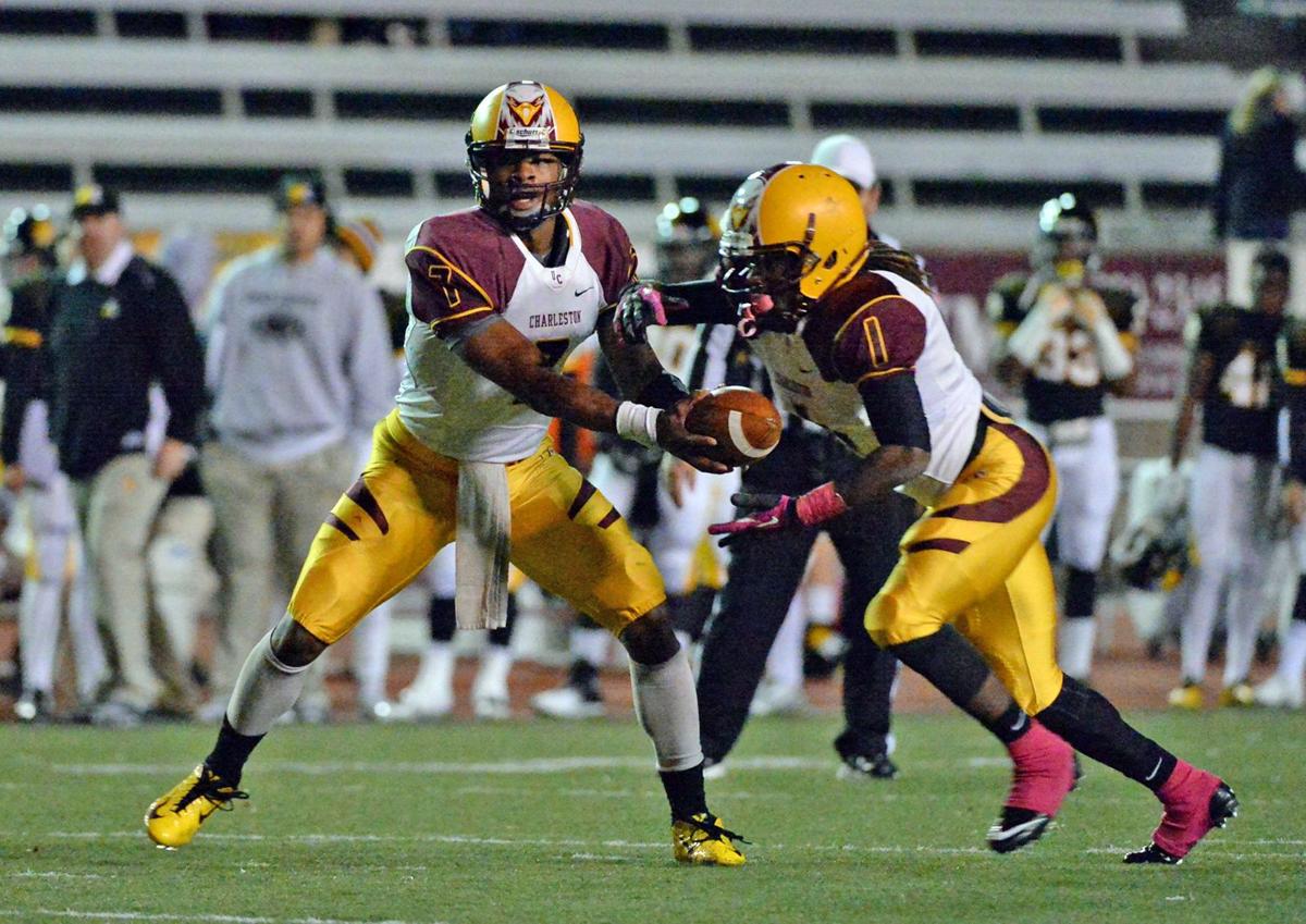 Mec Football Uc Run Game Rolls Over West Liberty In 42 13 Win