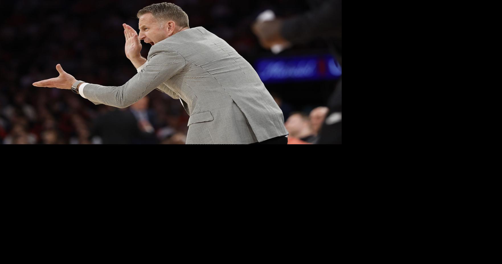 Oats, Alabama MBB wins double OT thriller against Razorbacks