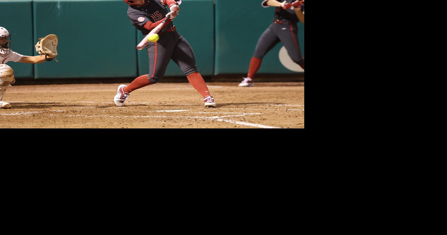 Alabama buries Kentucky with four home runs