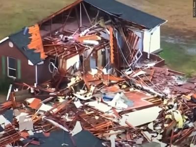 4 killed in a storm system that spawned tornadoes across the southern U ...