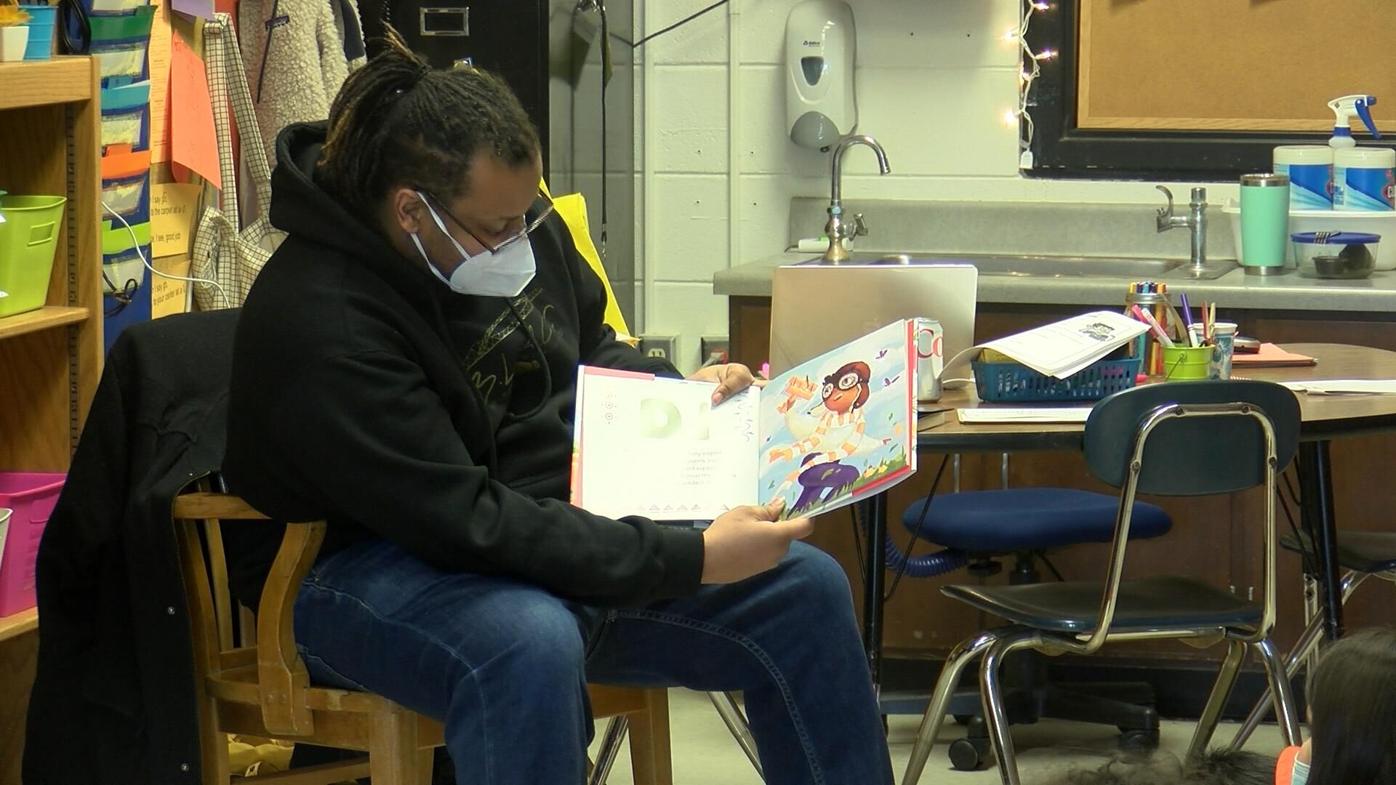 Hintgen Elementary School hosts 'Read Your Heart Out', News