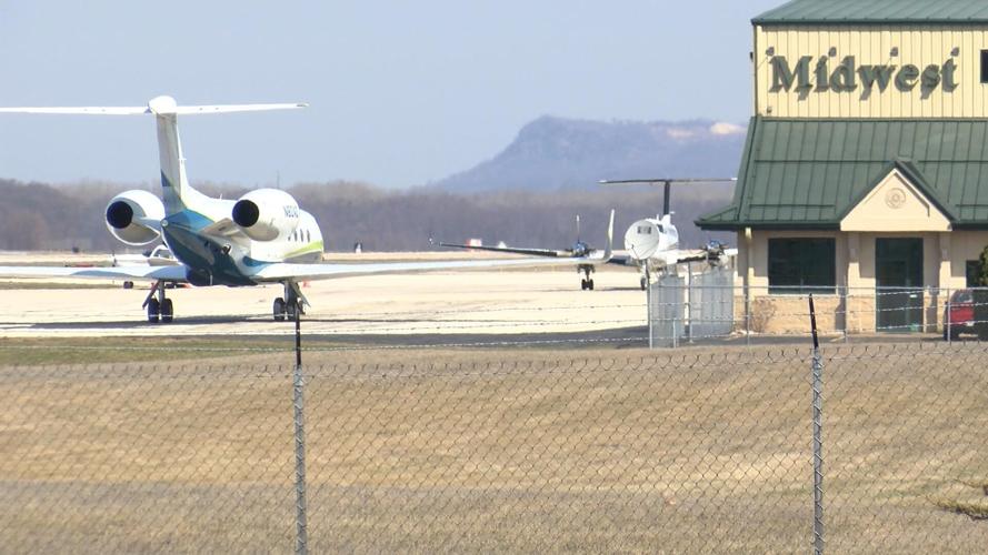 Reaction to Delta's decision to suspend flights in La Crosse News