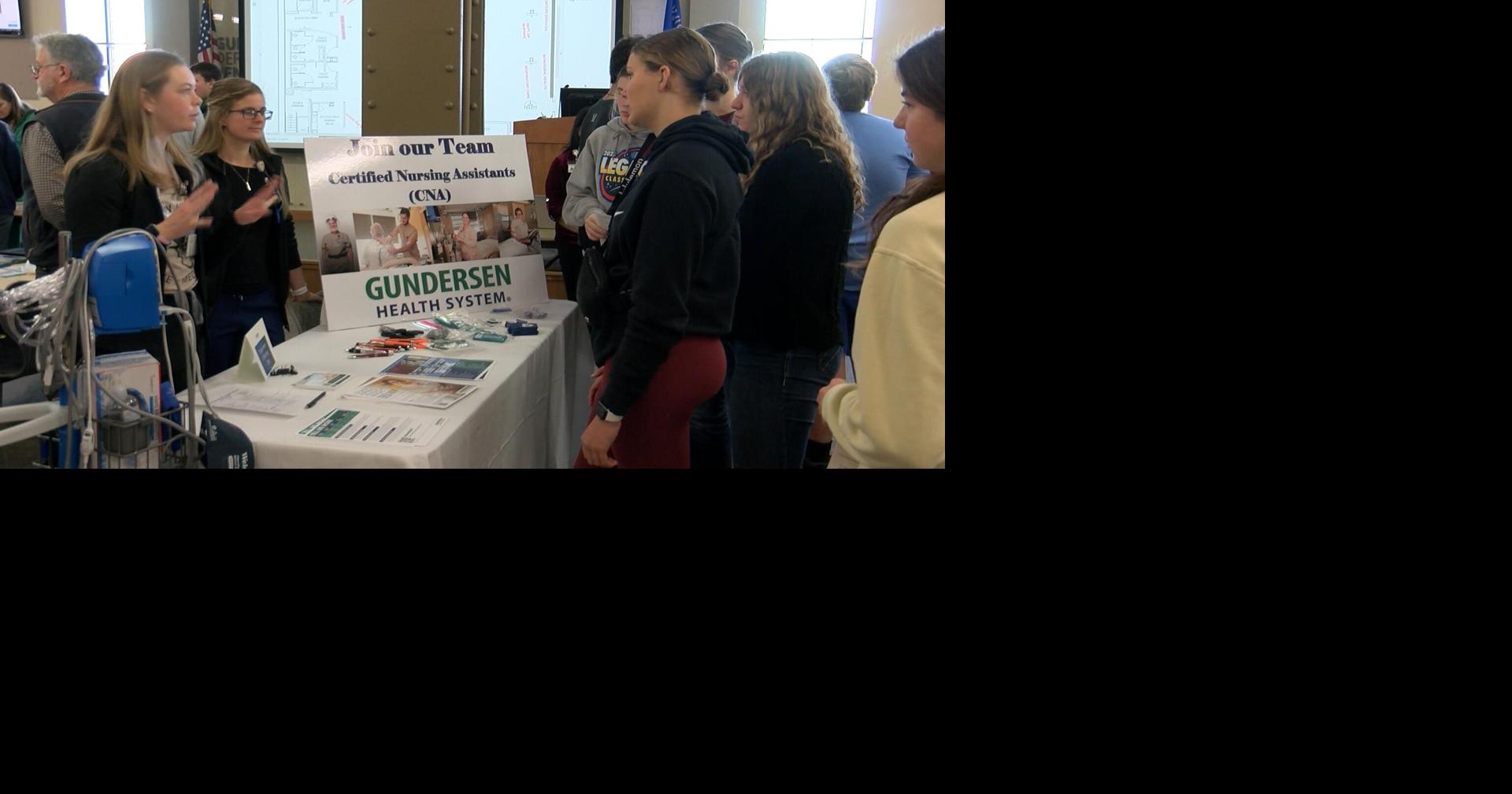 Students visit Gundersen to learn about healthcare careers News