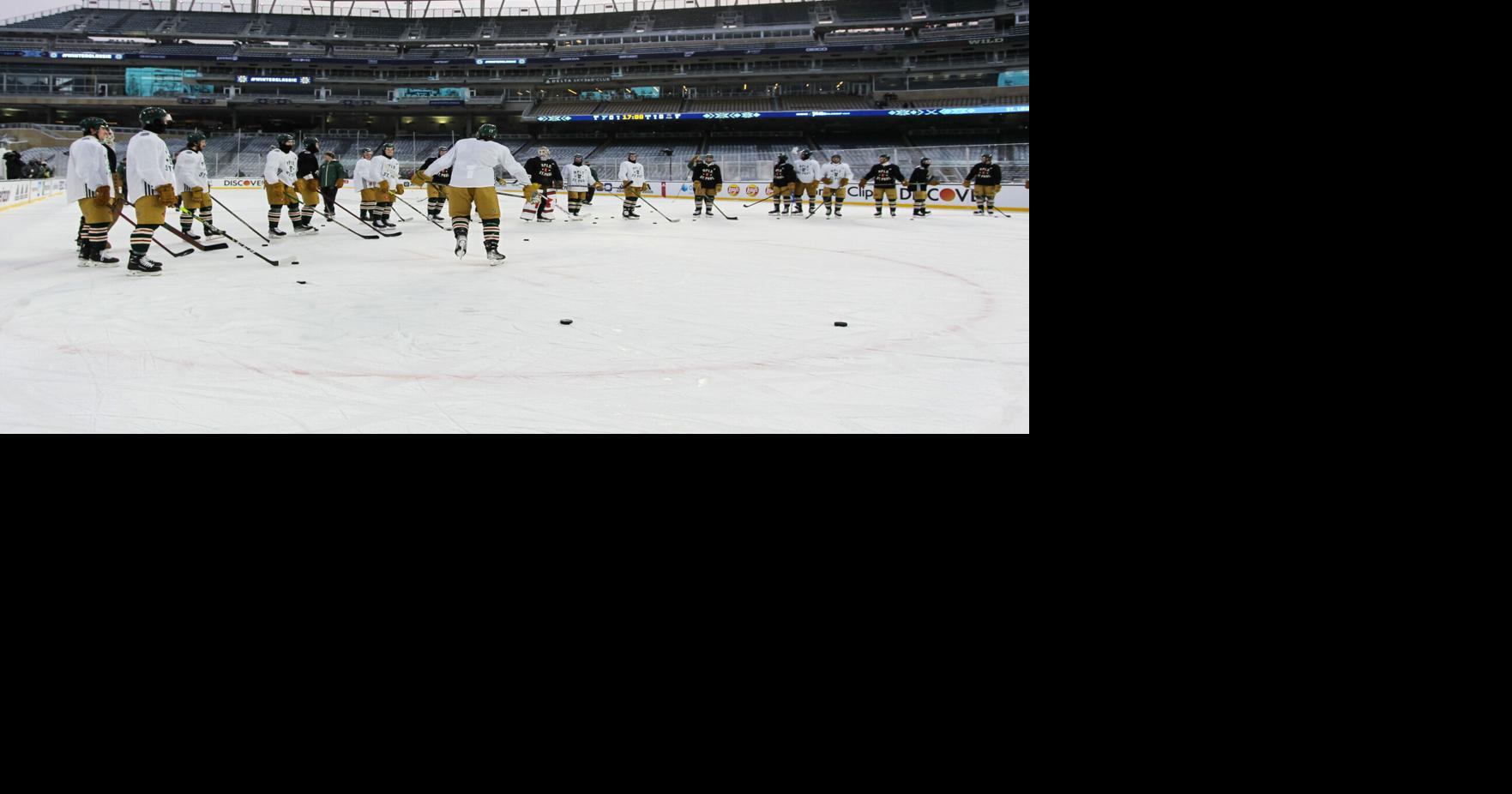 Last Night's NHL Winter Classic at Target Field in Pictures