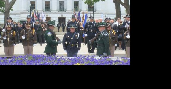 Names of two police officers killed in the line of duty added to Wisconsin's Law Enforcement Memorial - Vimarsana News