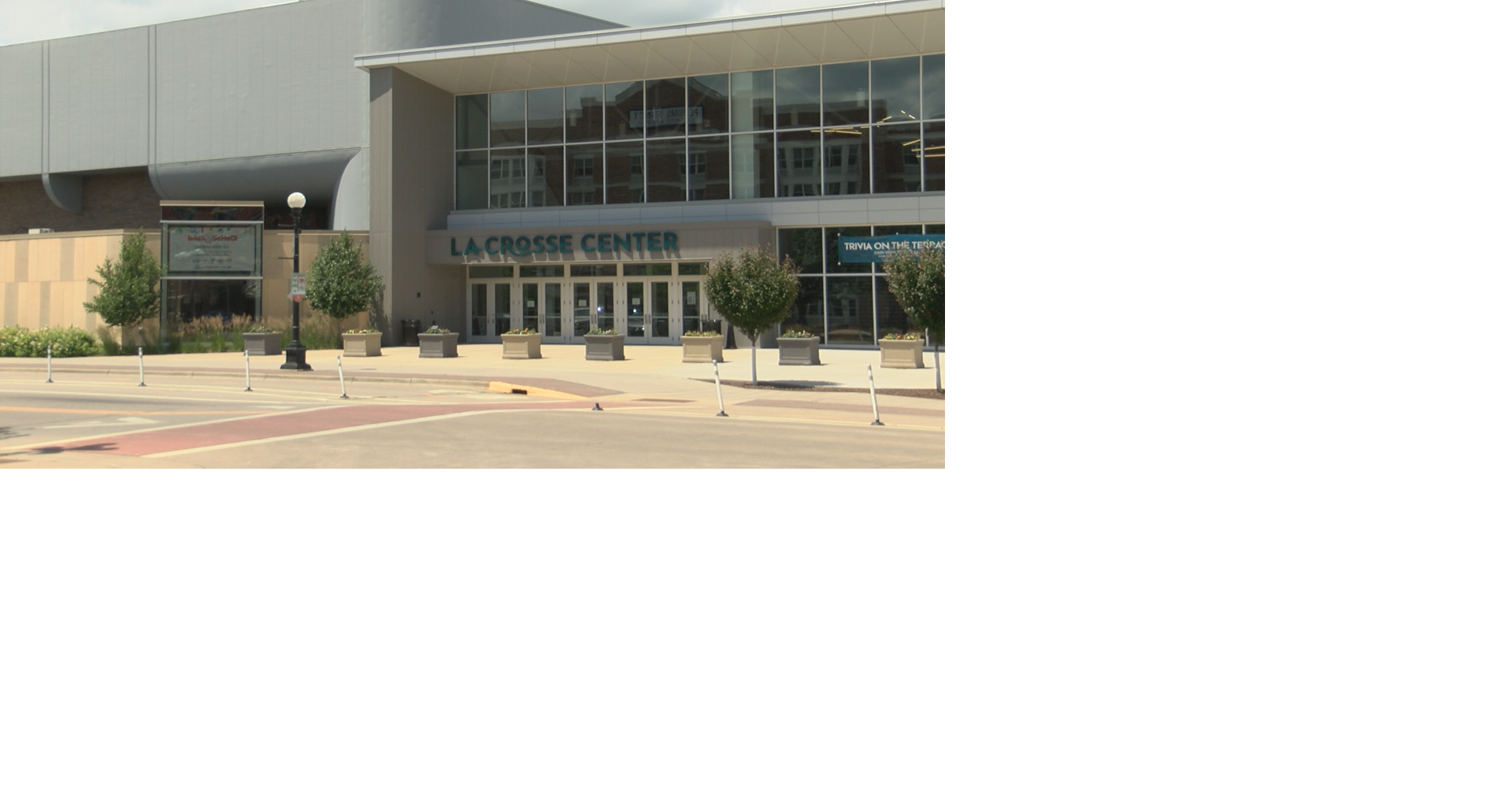 La Crosse Center leak needs roof repair