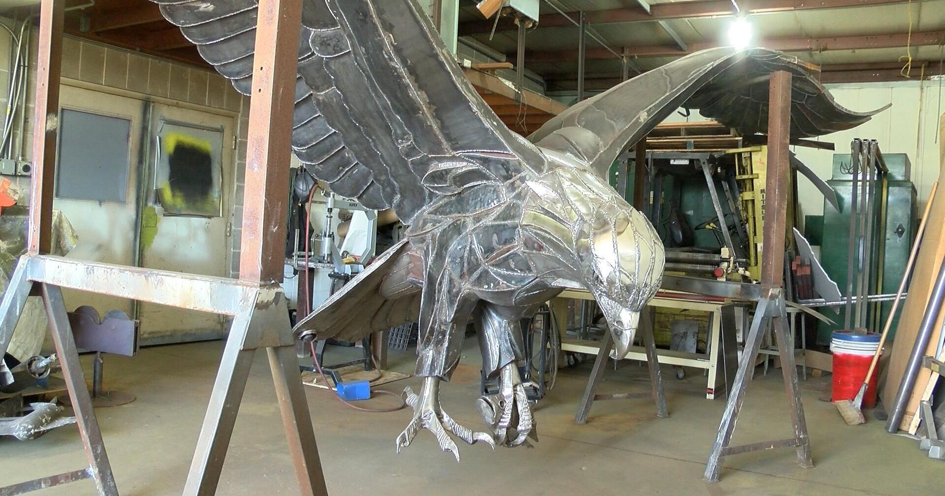 When will the eagle sculpture return to Riverside Park? - Vimarsana News
