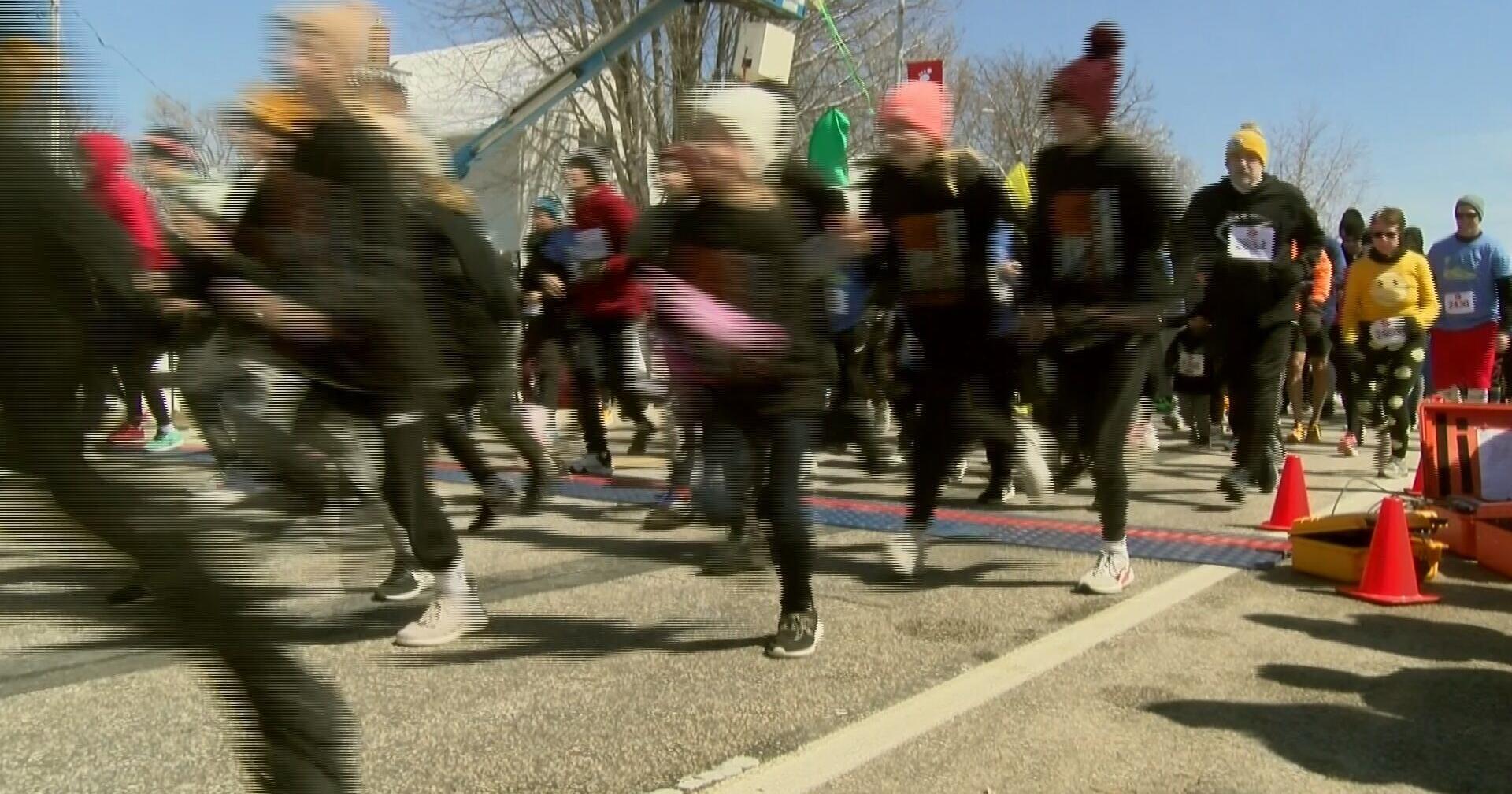Runners flock to Lewiston for Fools Five Road Race - Vimarsana News