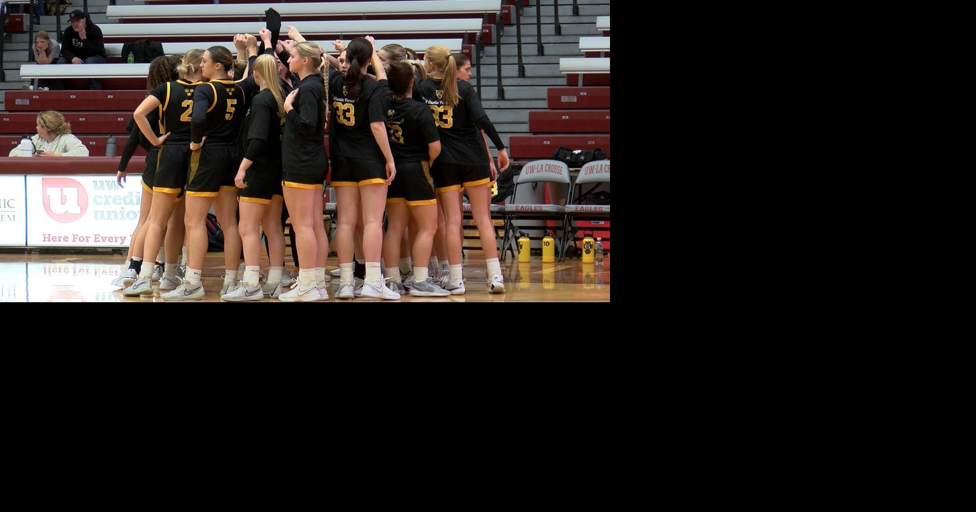 Eagles fall to Gustavus Adolphus 6448 Sports