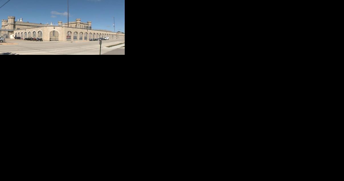 3 inmates have died during Waupun 'lockdown'; Families push for answers - Vimarsana News