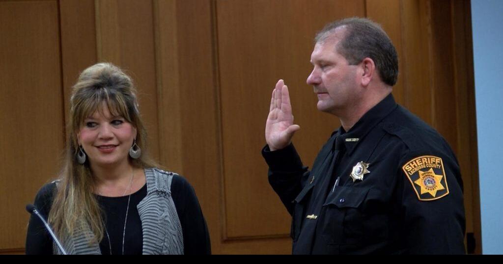La Crosse County elected officials sworn in | News | wxow.com