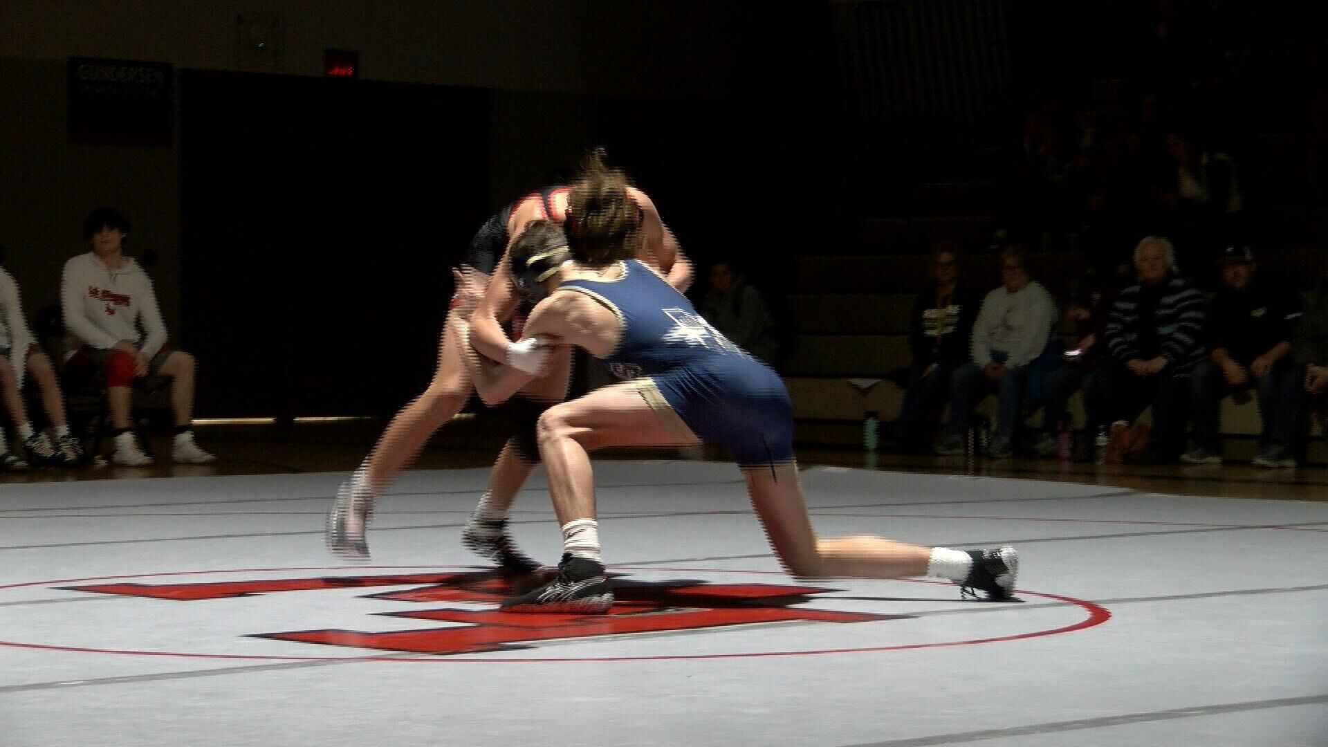 Aquinas pins Central/Logan in the City Duel Sports wxow