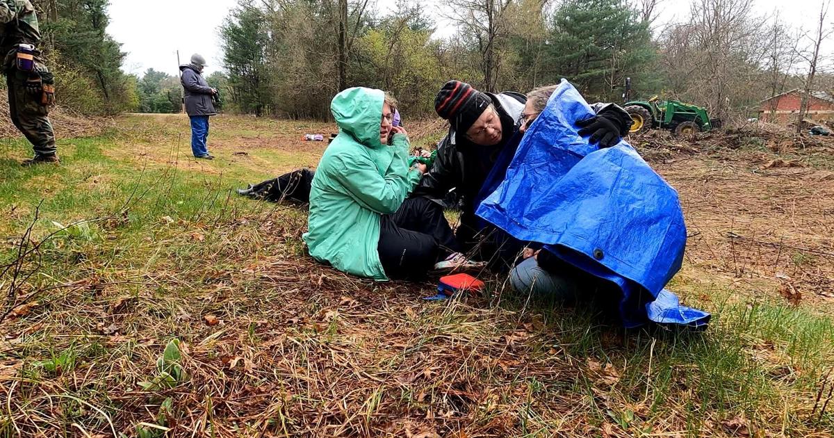 Scout BSA Leaders take on wilderness first aid training | News | wxow.com