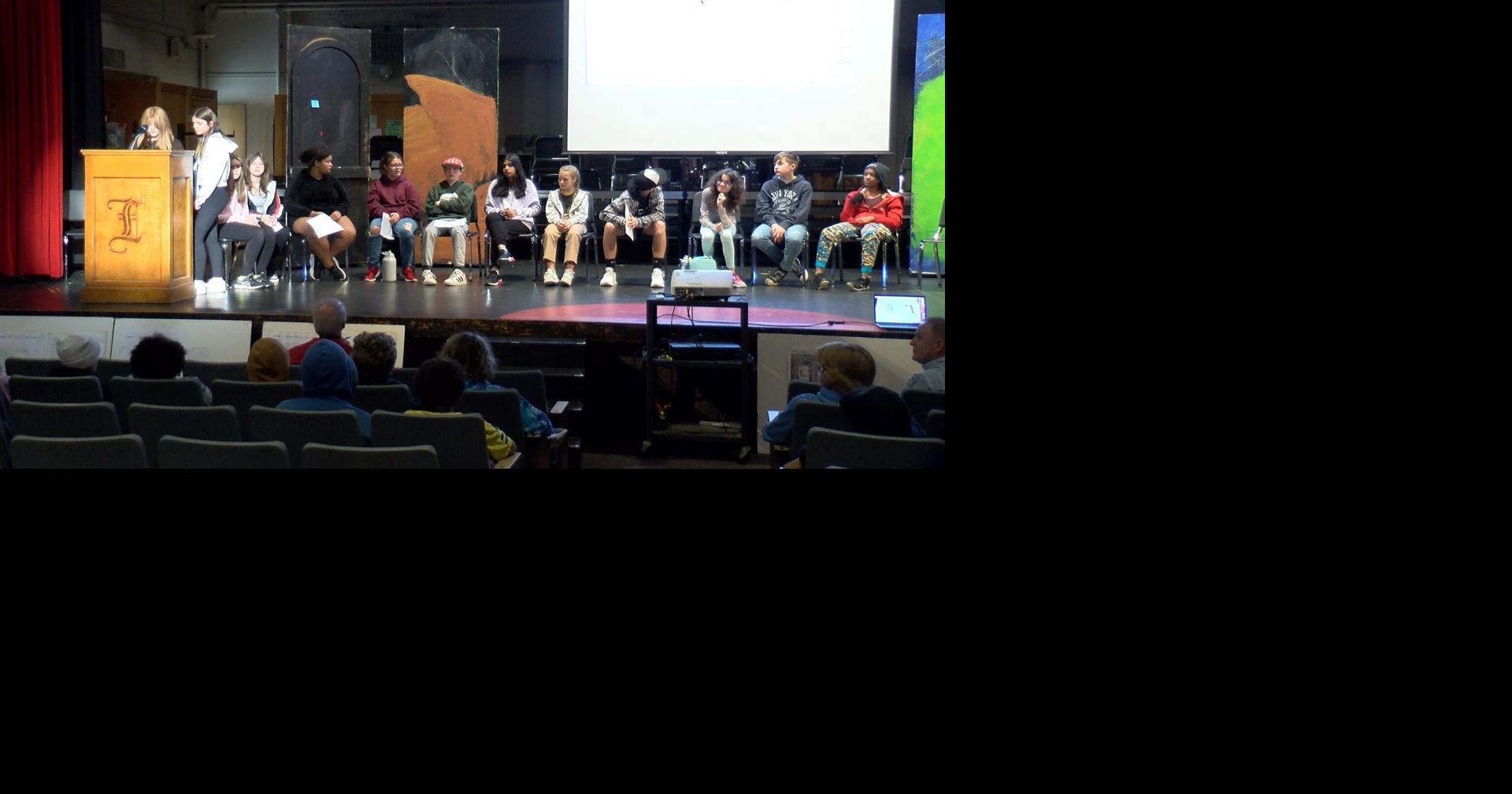 Middle schoolers redevelop their school for a community planning ...
