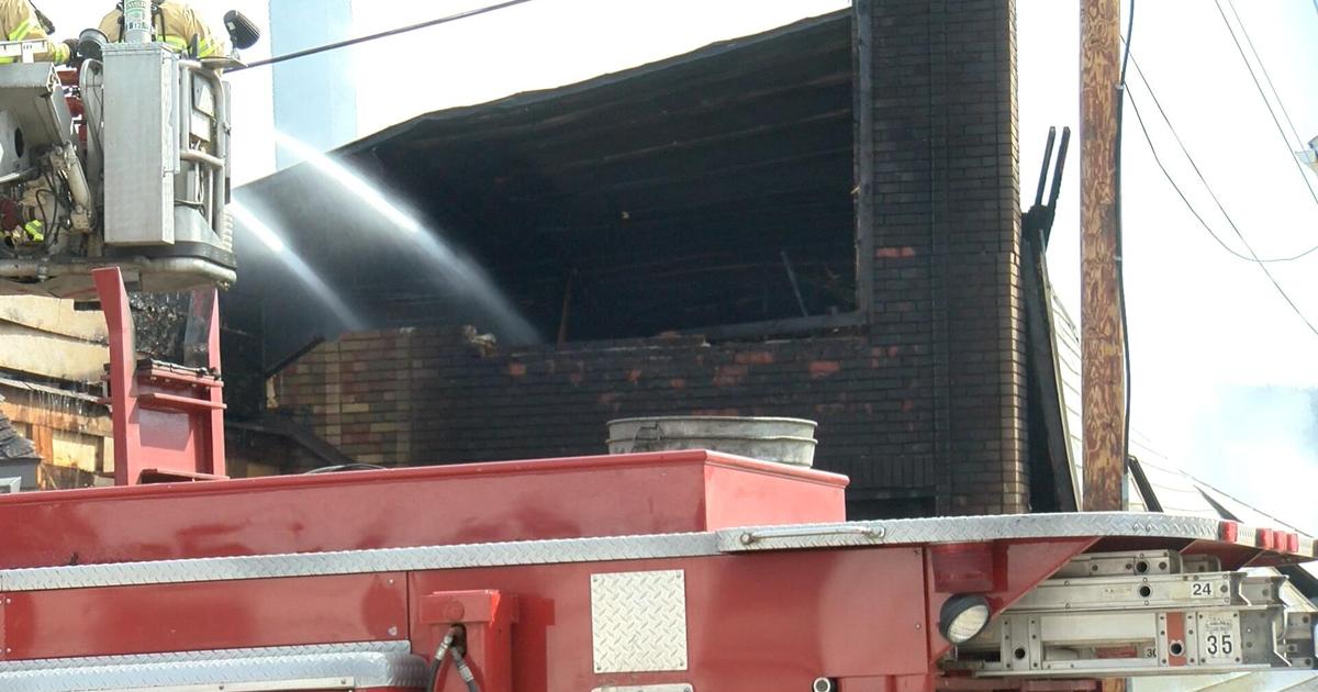 Crews respond to a house fire in downtown Hokah | News | wxow.com