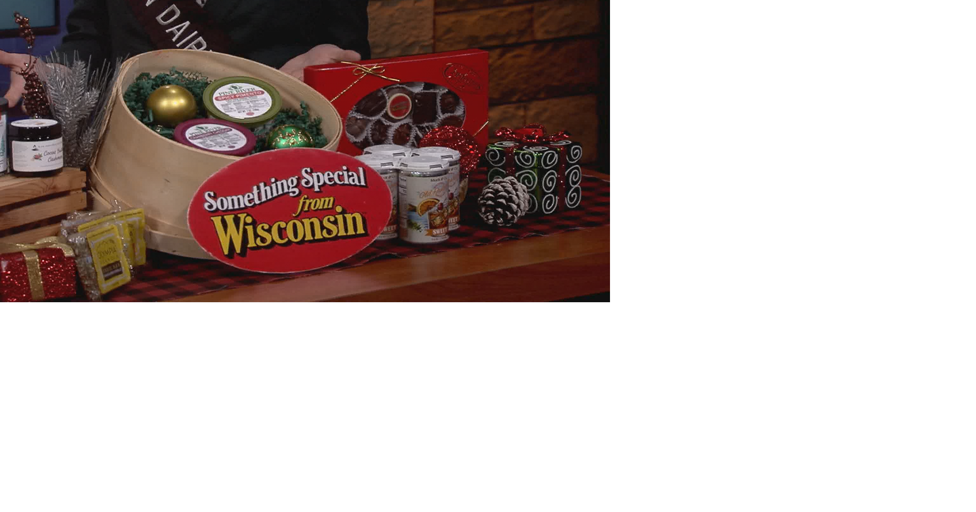 Alice in Dairyland shares Something Special From Wisconsin for your holiday shopping