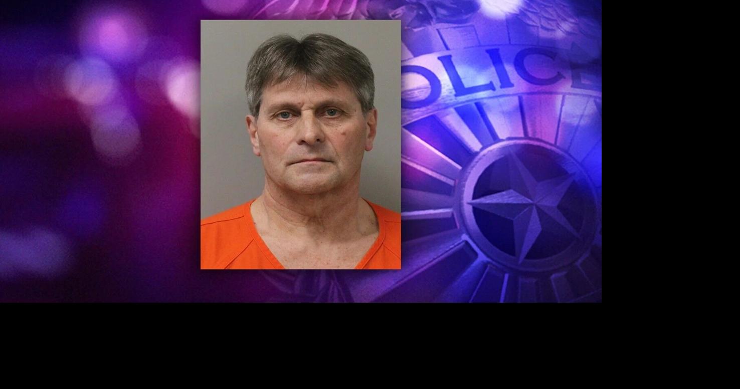 Holmen man fined $500 for exposing himself to teens in Festival Foods parking lot