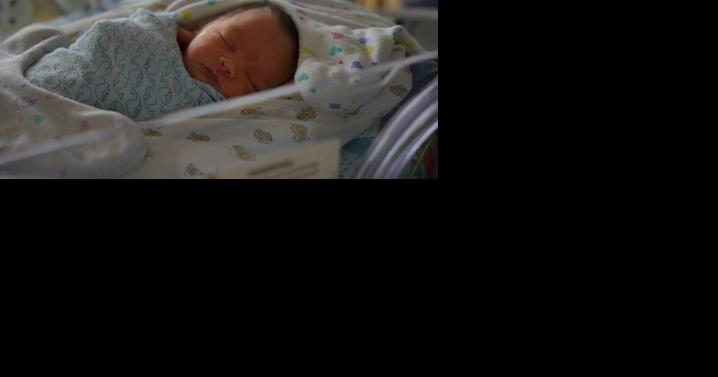 "Everything changes": Postpartum depression can affect more than just moms - Vimarsana News