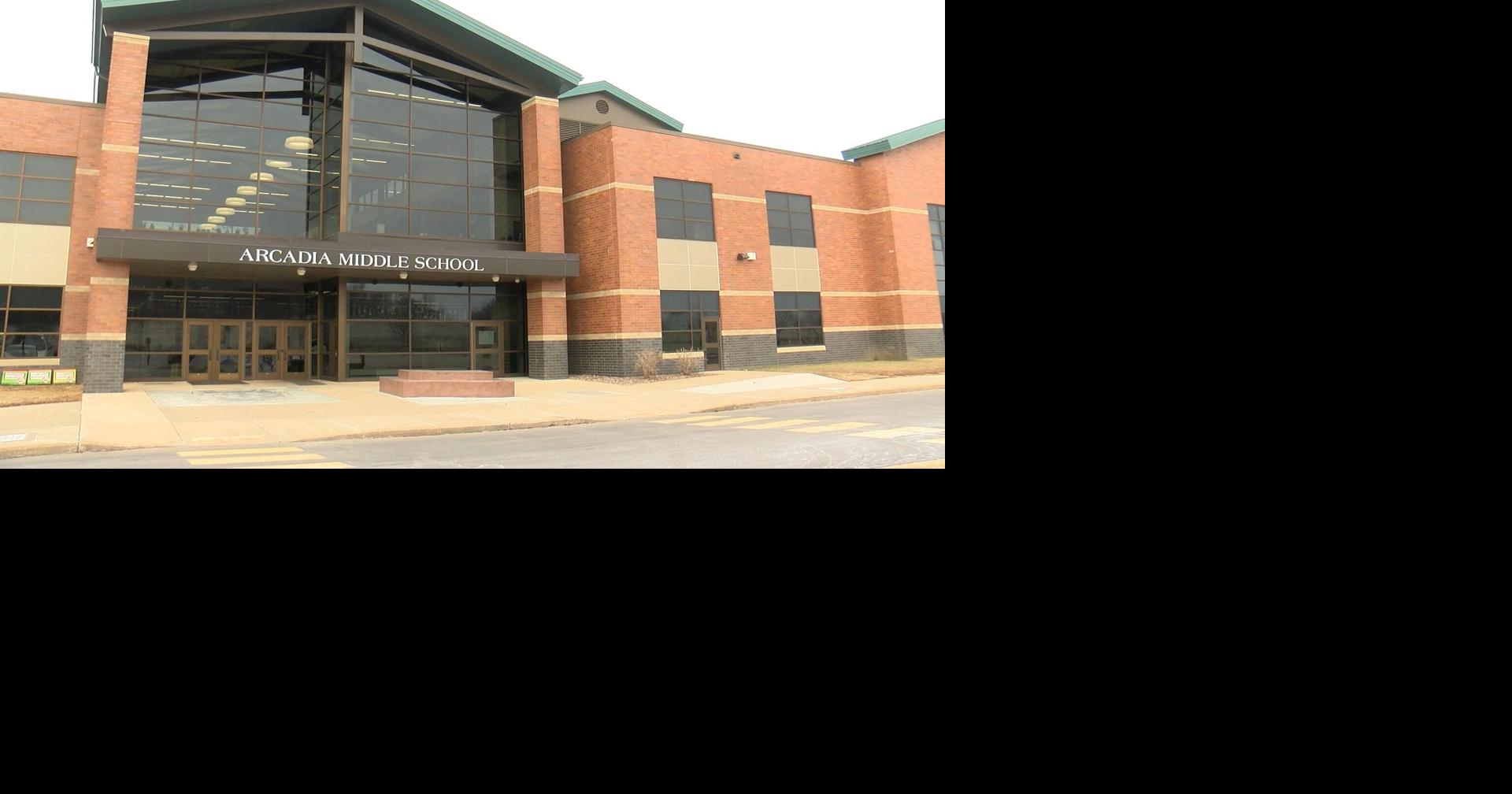 arcadia-middle-school-receives-5-star-rating-news-wxow