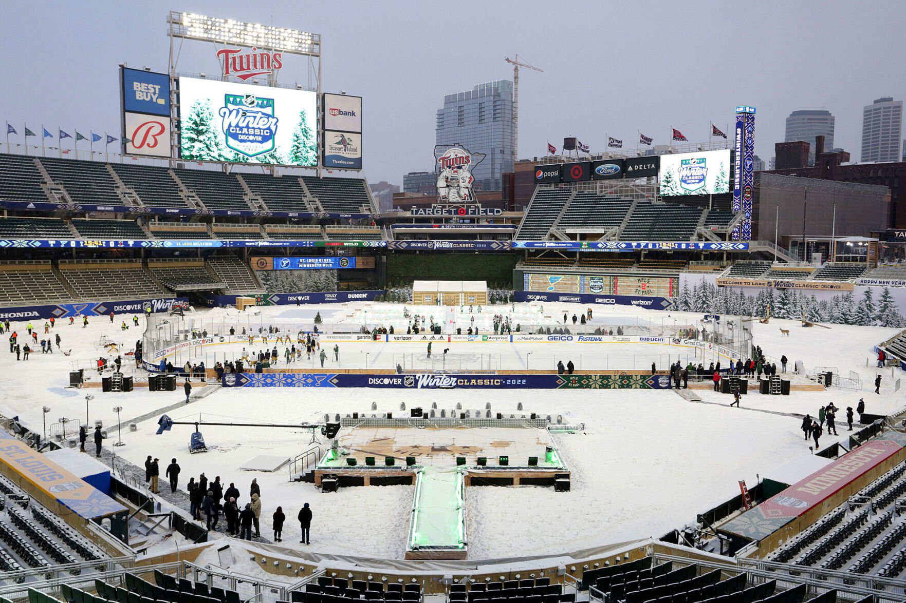 Winter Classic Blues top Wild 6 4 at Target Field in Minneapolis