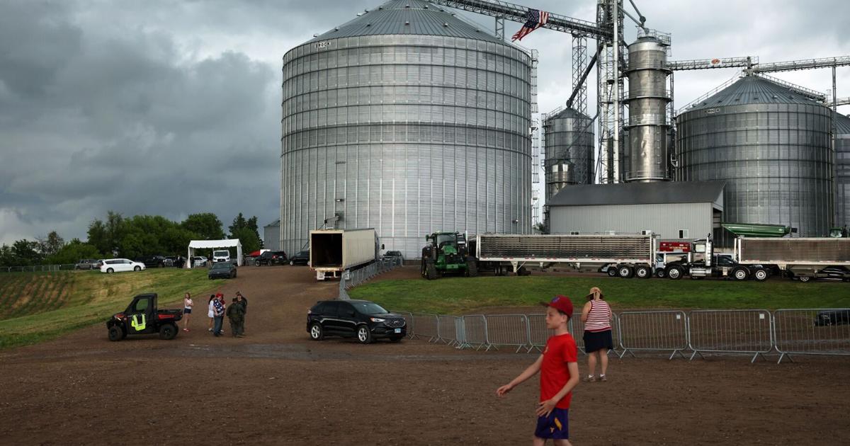 Donald Trump’s Agriculture Roundtable: Behind the Green Sign Slogan