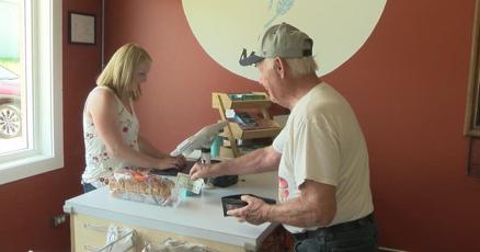 24-hour self-service grocery store thrives in small Minnesota town - Vimarsana News
