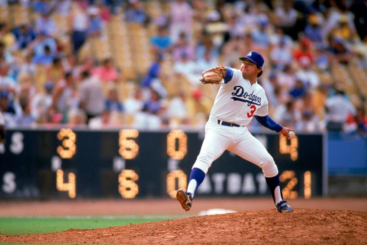 Former MLB superstar Fernando Valenzuela dead at age 63 Sports